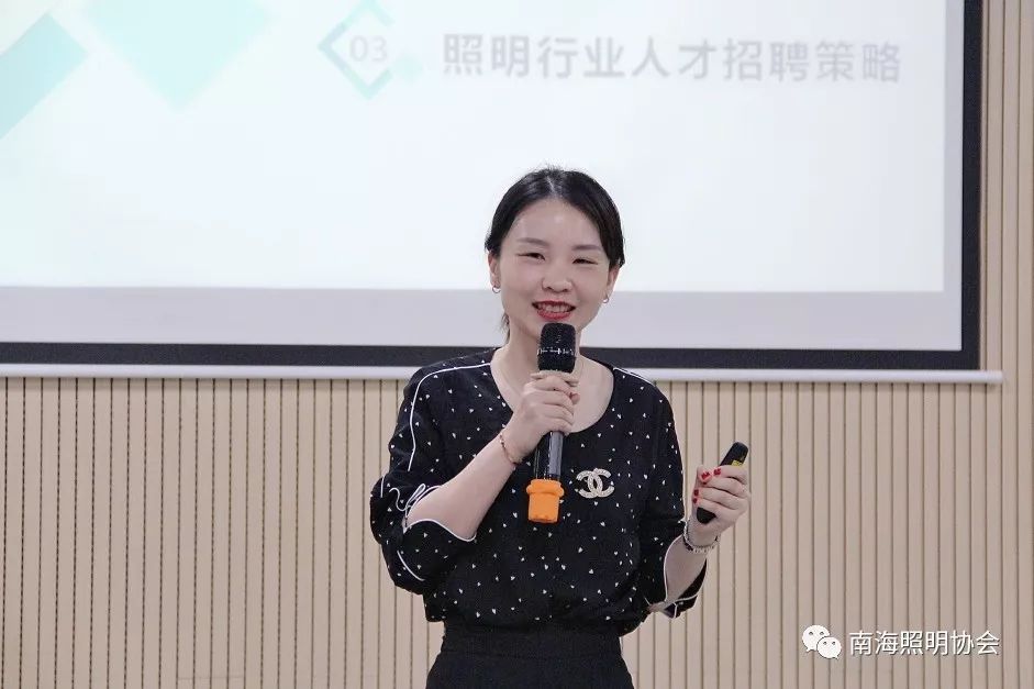 开平教师人才网最新招聘动态及行业趋势分析