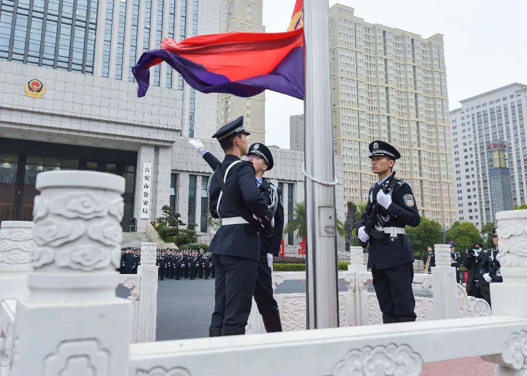 警察报考条件与公务员要求，探究入警之路