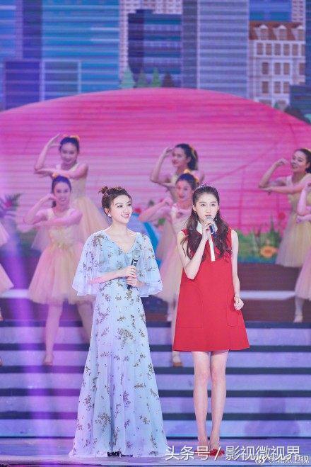 经典老歌与喜庆氛围的交融
