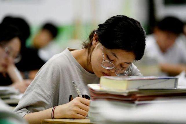 教师招聘网与高校人才的汇聚