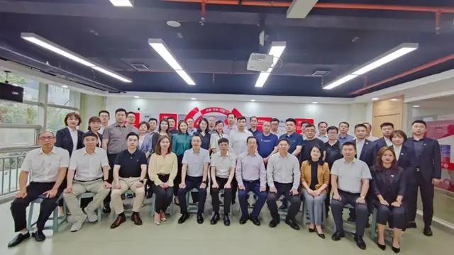 江阴人才市场招聘，人才与企业的对接平台