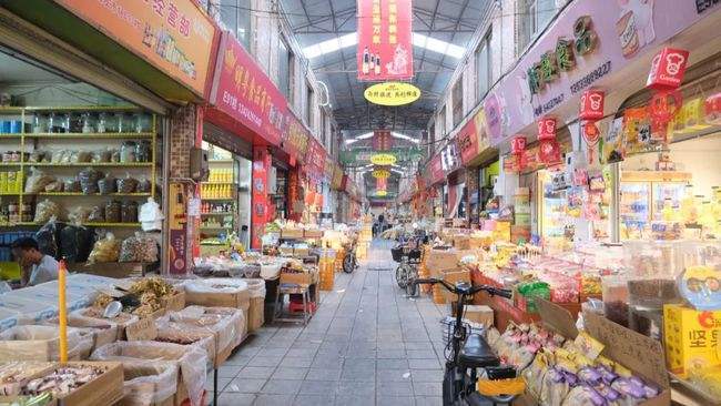 江西信丰百货批发市场的繁荣与发展