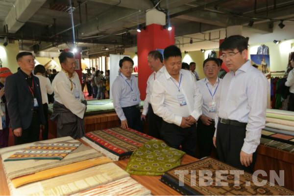 江苏赴港澳文化交流活动，深化内地与港澳文化融合的桥梁纽带