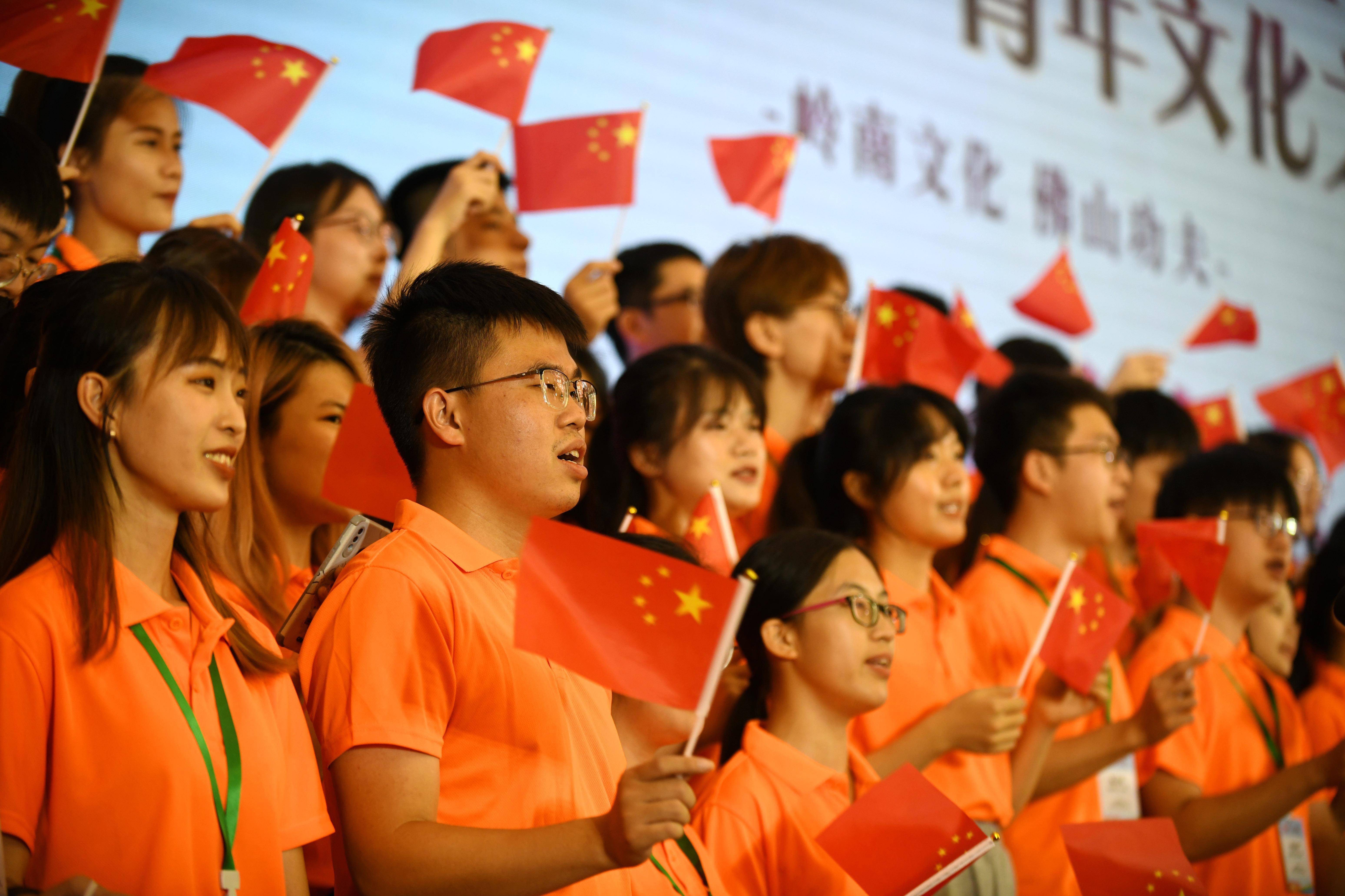 江苏大学生赴港澳文化交流，探索、成长与融合的旅程
